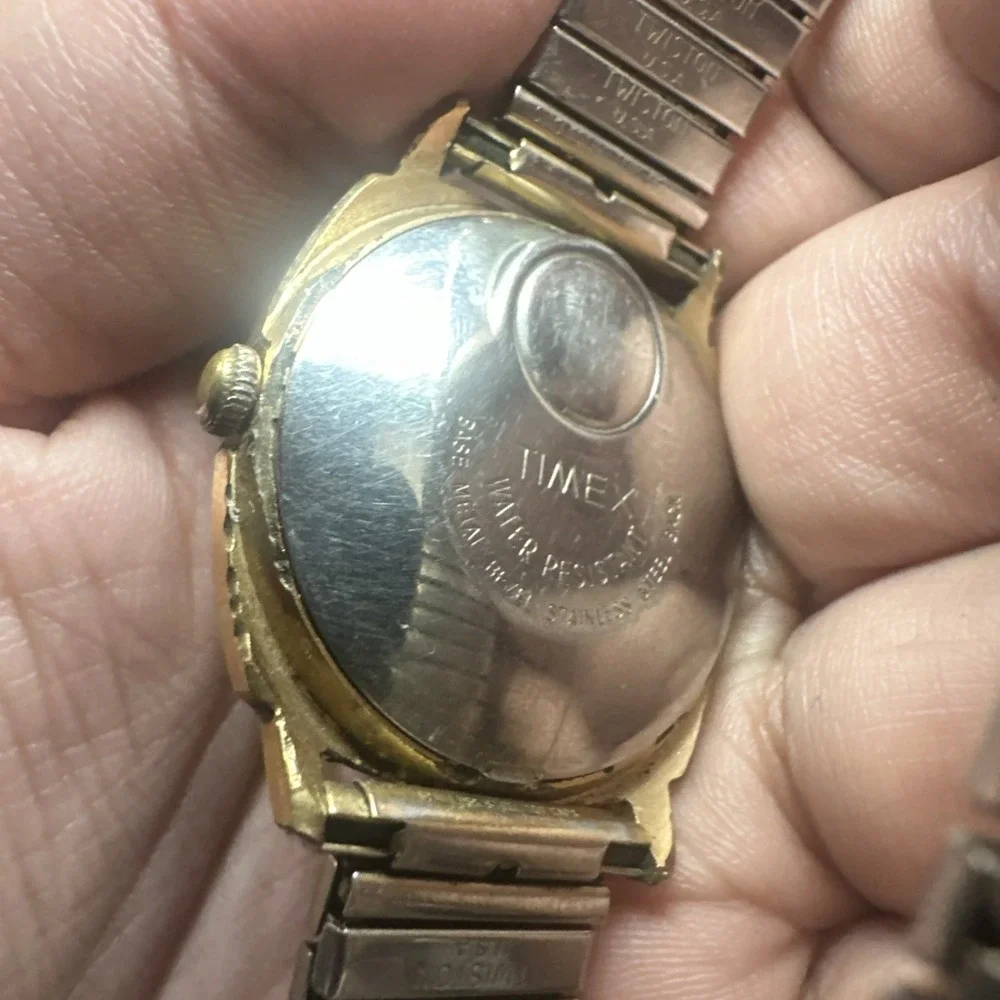 Working VTG 1971 Timex Square Electric 34MM Gold Tone Mens Watch Fit 8in Runs